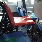 機内の専用車椅子